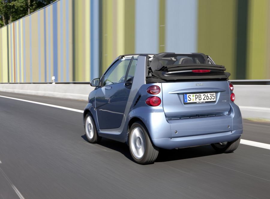  Smart ForTwo Cabrio 2010 года  (фото 12 из 42)